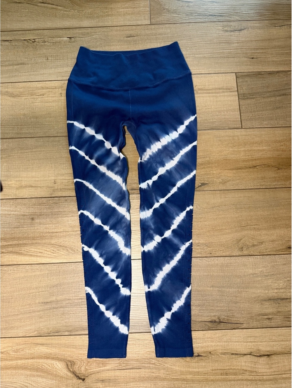 Spiritual Gangster Tie Dye Seamless Leggings Medium Blue White High Rise Yoga